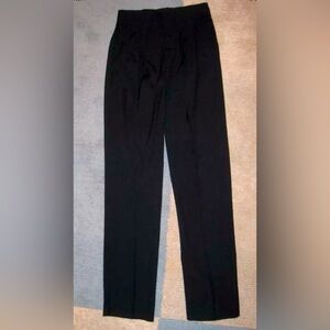 Men’s New Executive Dress Pants Pleated Front Navy Blue 34”waist.
Unhemmed 36”